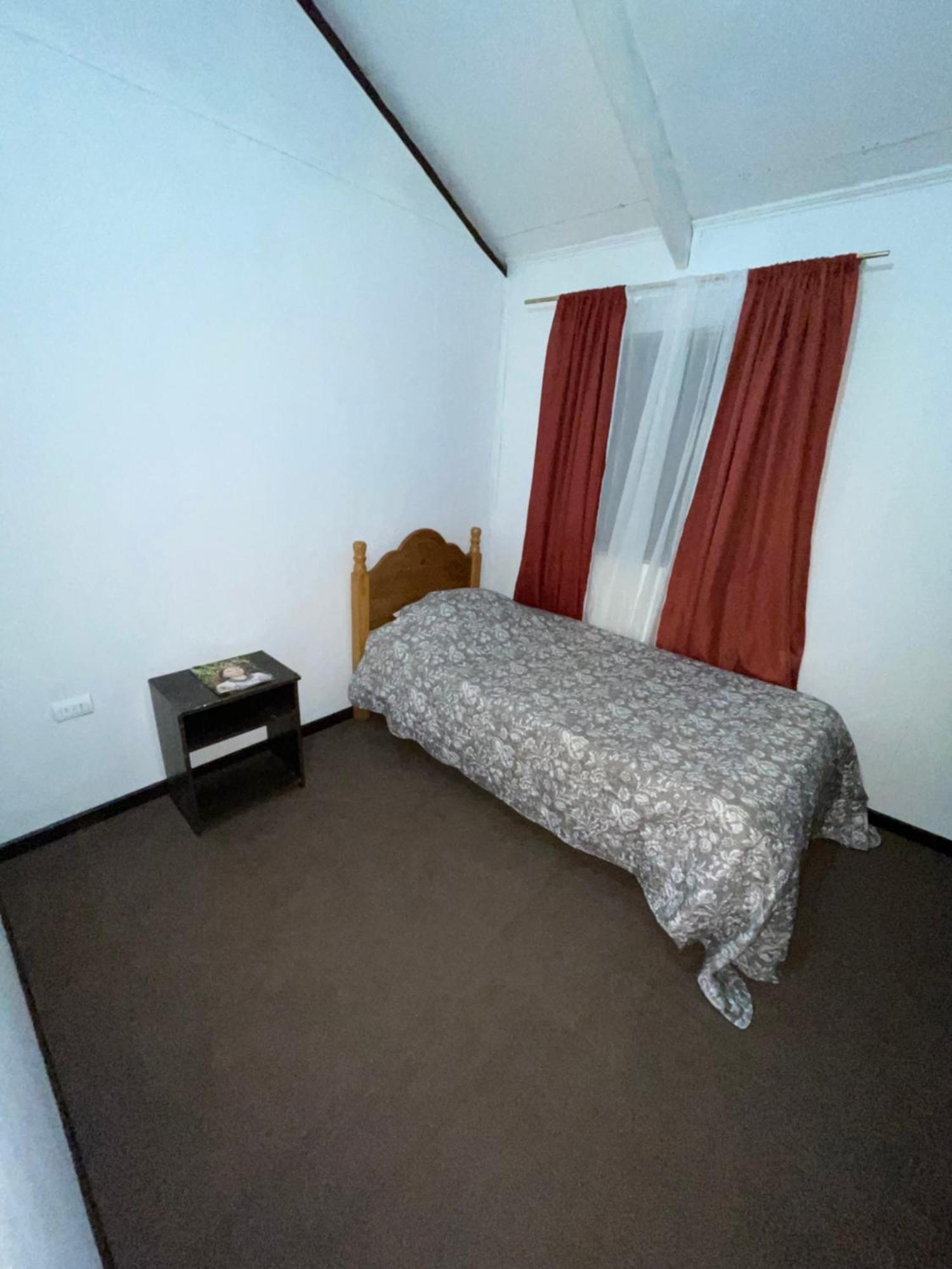 Hostel Pua Vaenga Hanga Roa Exteriér fotografie